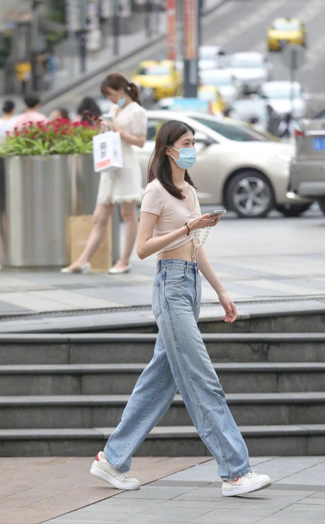 重庆之声，播音稿精选